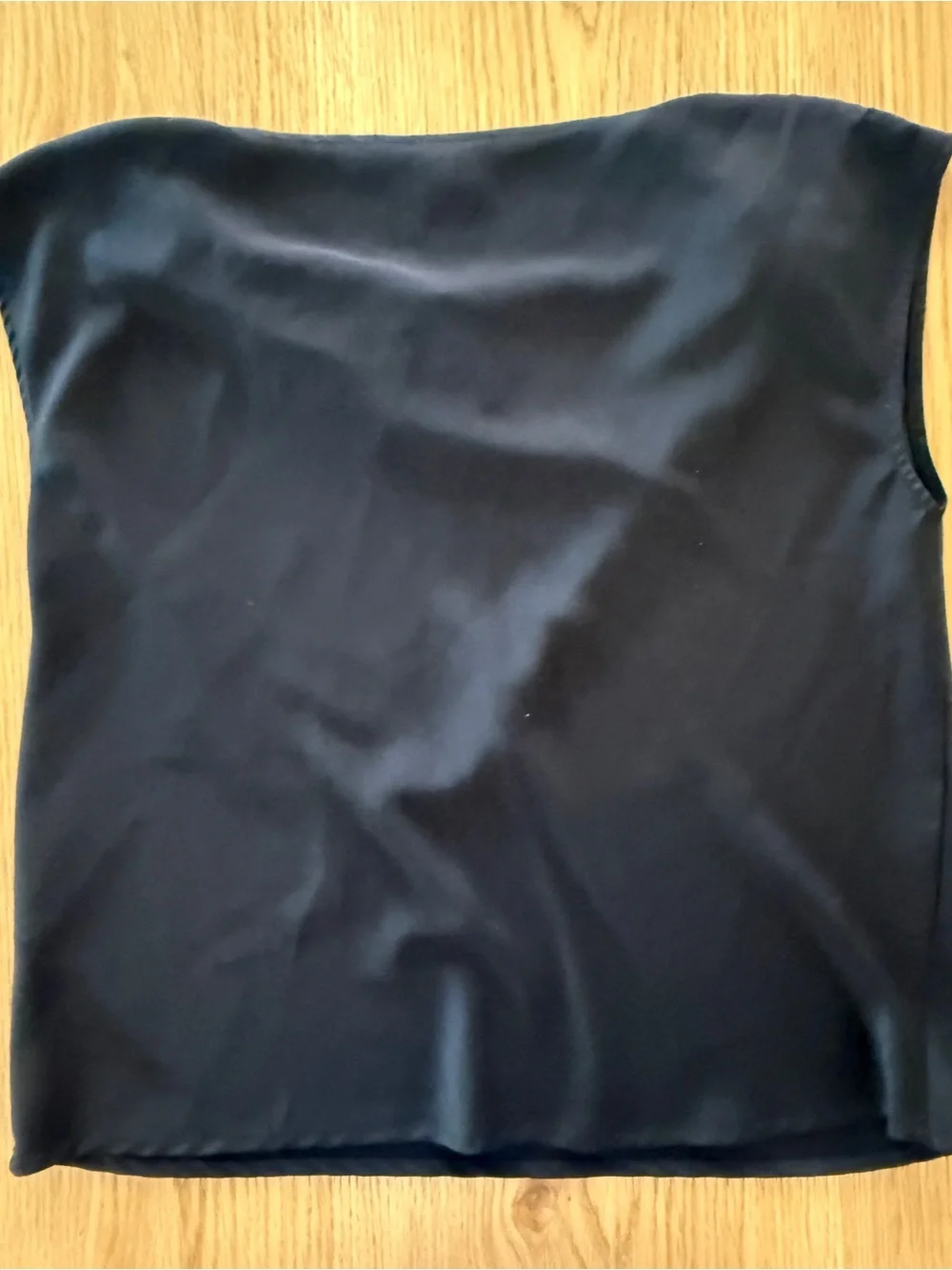 Banana Republic Cow Neck Blouse - Picture 4 of 4
